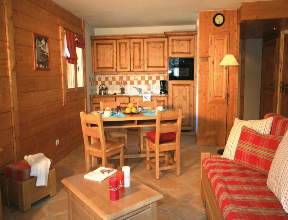 Lagrange Vacances Le Hameau Du Rocher Blanc Serre Chevalier Bilik gambar